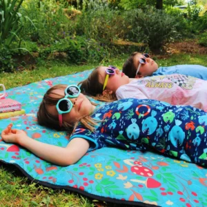 ALFOMBRA DE PICNIC IMPERMEABLE XL LITTLE LOVE BUM PREVENTA